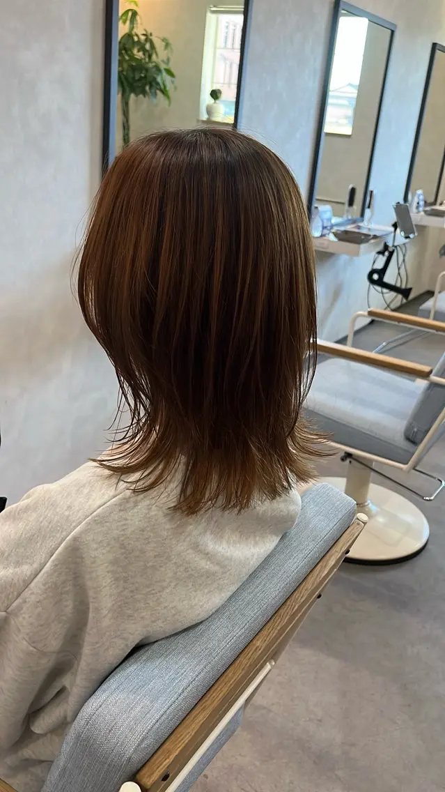 ミディアム くびれヘア くびれレイヤー レイヤーカット 堀井 政輝のヘアスタイル