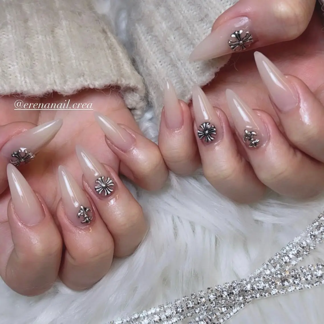 ネイル アートネイル ワンカラーネイル ストーンネイル ワンホンネイル ハンドネイル CReA nailのネイルデザイン