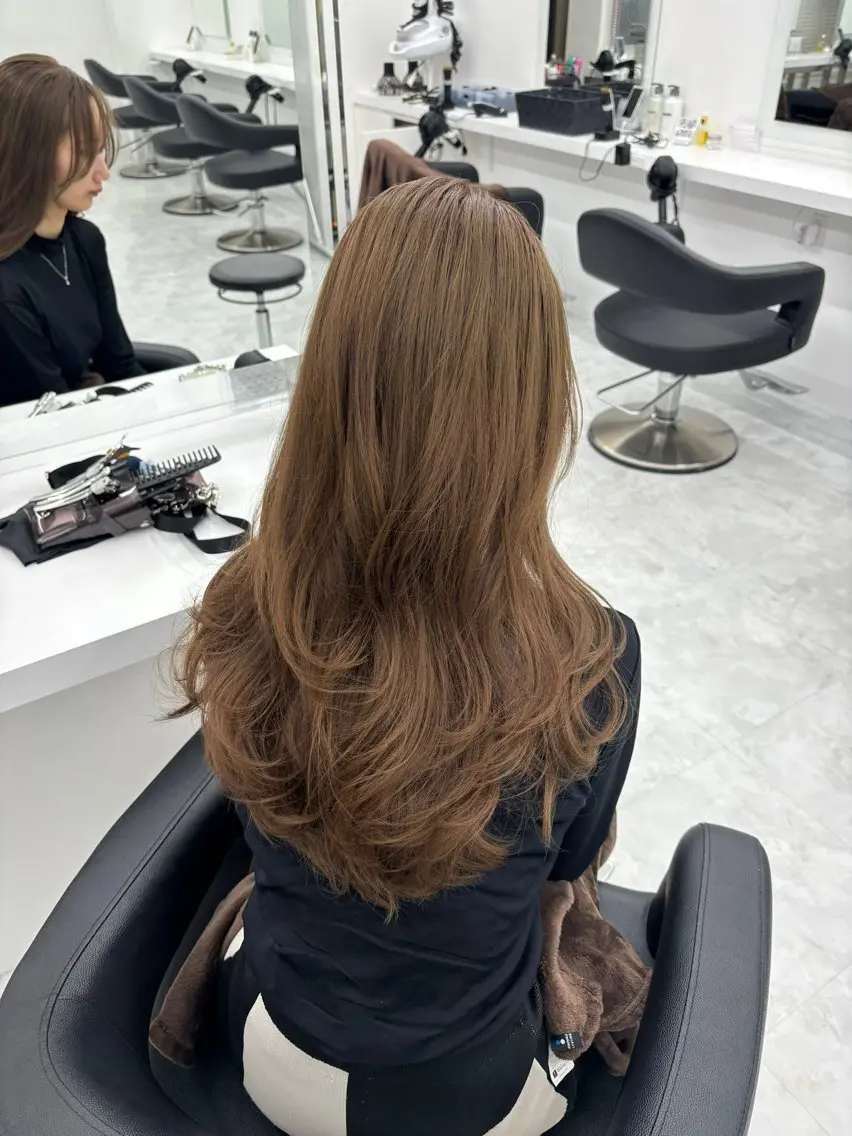 ロング カラー ふわっと抜け感🫧 ブラウンベージュ🤎のヘアスタイル