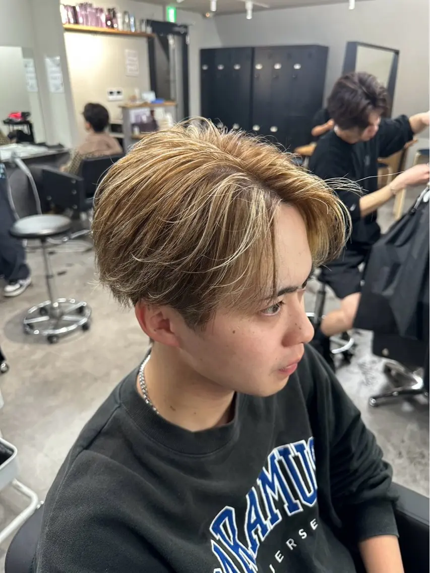 パーマ メンズ ハイトーンカラー りゅうたのヘアスタイル