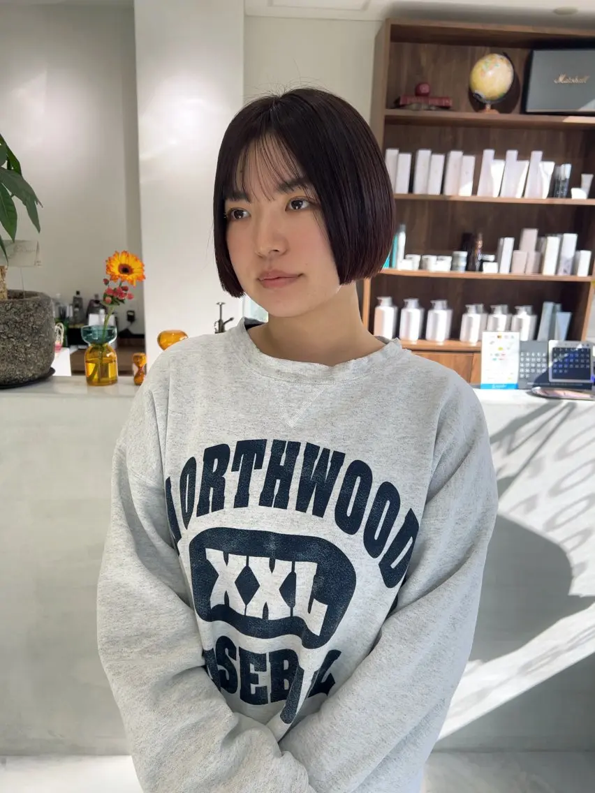 ショート カラー ボブ カット ヘアカラー トリートメント (h)wim ウィムのヘアスタイル