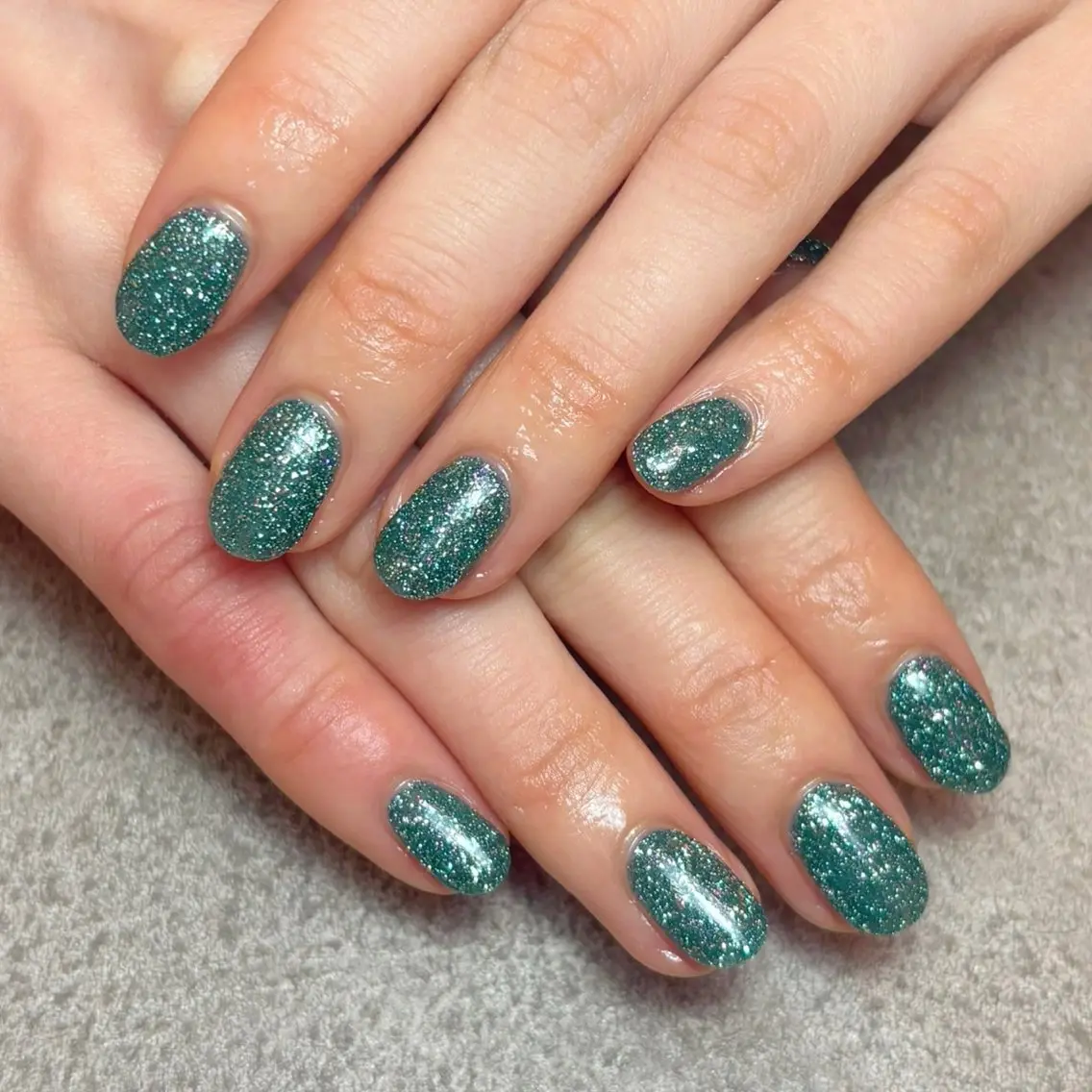 ネイル ハンドネイル nailroom DIASOMNIAのネイルデザイン