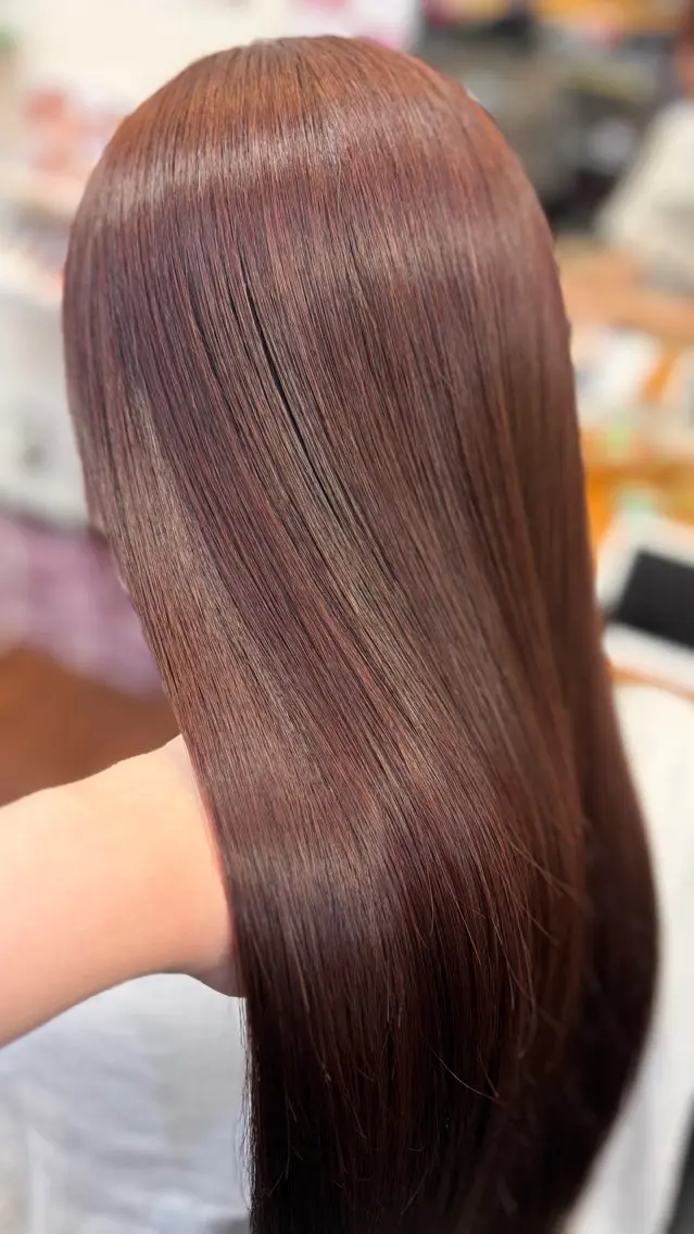 ロング カラー ブリーチ ブリーチなしカラー ピンクカラー ヘアカラー 古賀 桜のヘアスタイル