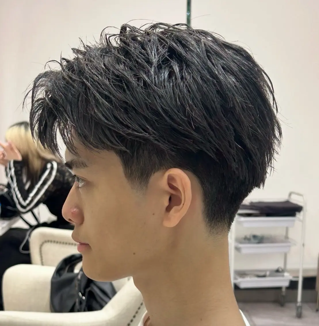 ショート パーマ メンズ カット パーマ 岩城 滉成のヘアスタイル