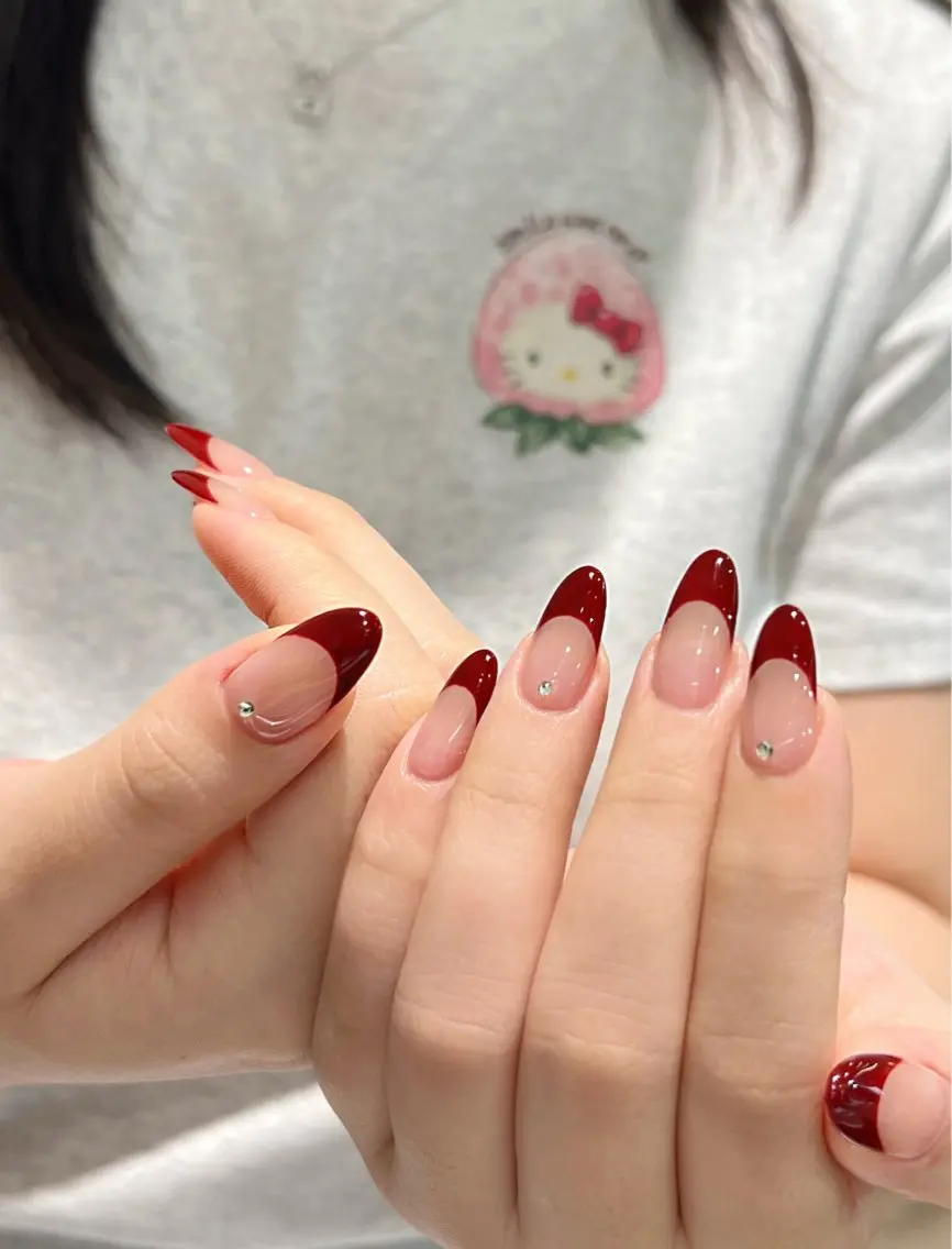 ネイル オーロラネイル 長さ出し フットネイル 韓国ネイル ラメ(グリッター) ハンドネイル 👍thumbs up nail👍のネイルデザイン