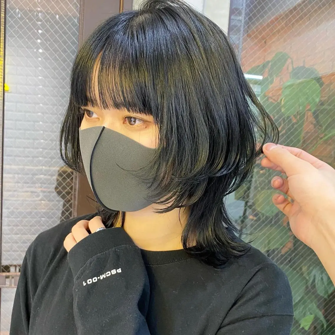 ミディアム ウルフカット TOMOYA/ ショート、レイヤーのヘアスタイル