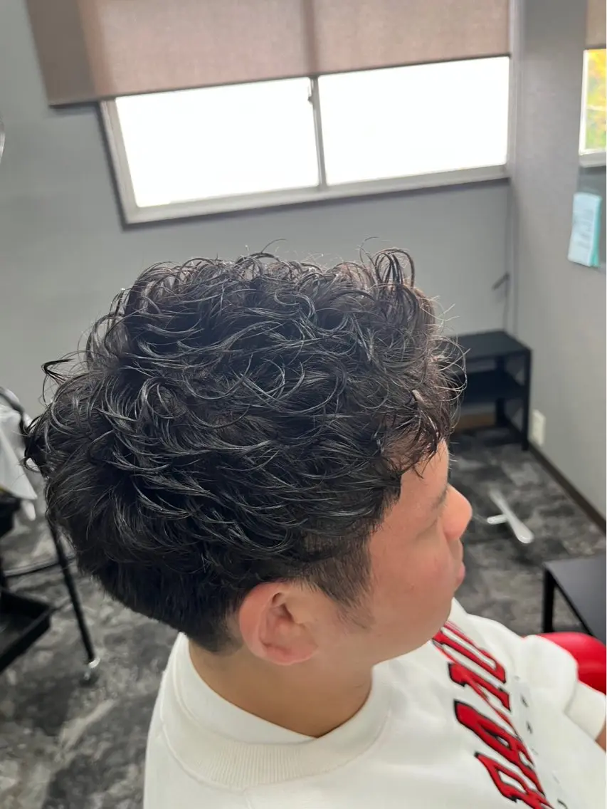 パーマ メンズ カット 池尻 海翔のヘアスタイル
