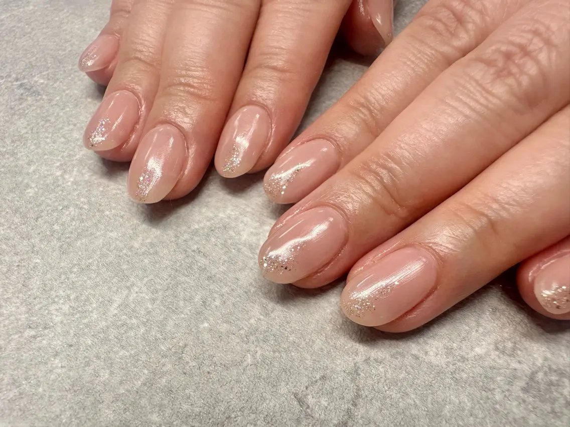 【パラジェル変更・フィルインOK!!】【アート付き】💅オフ込み💅4,720円~◆ソフトジェル付替えオフ無料の写真