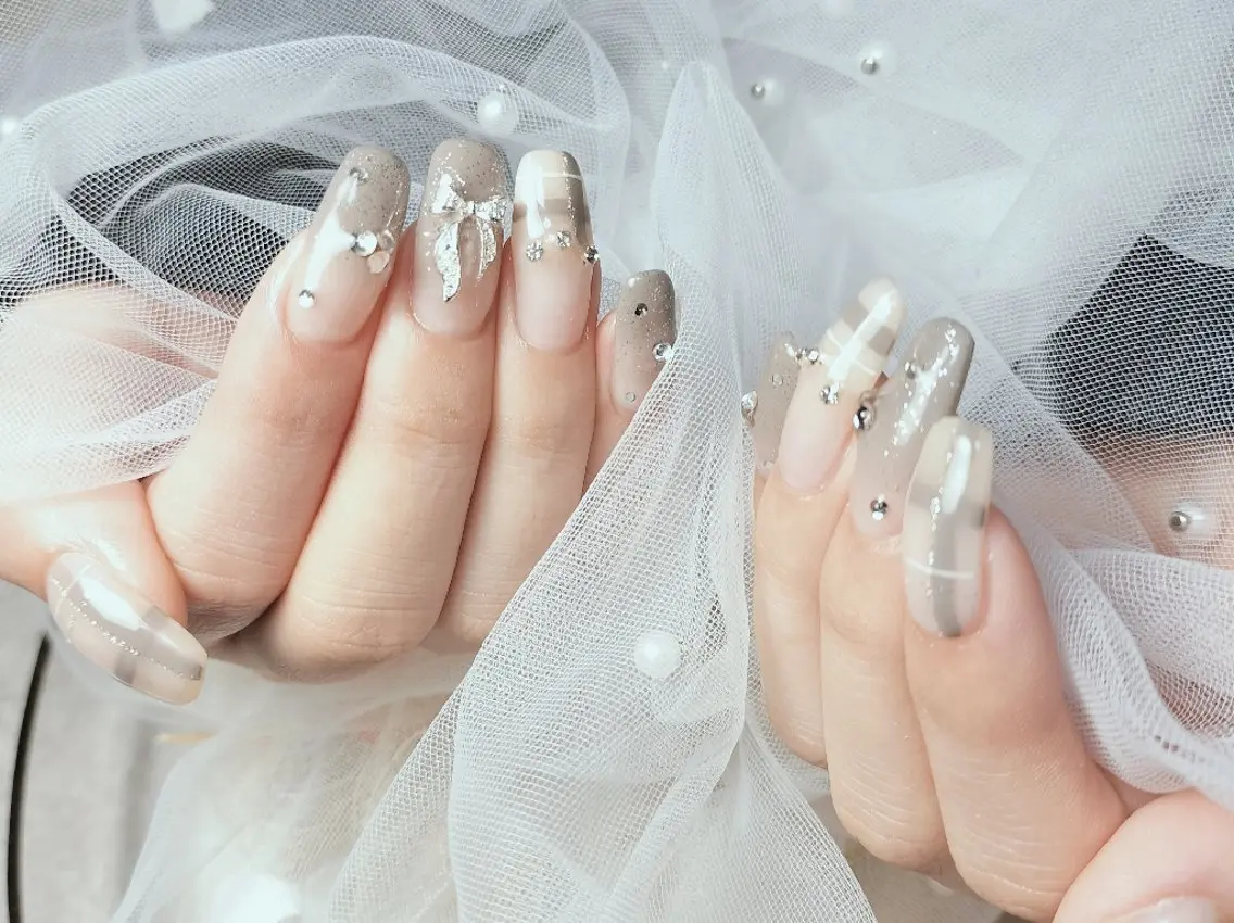 ネイル 持ち込み ハンドネイル nail&Care salon　MAGUのネイルデザイン