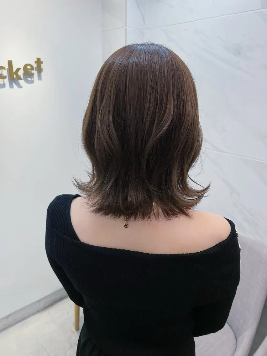 ショート アッシュ ボブ くびれヘア カット ヘアカラー 🩶レイヤーカット/ さわ🩶のヘアスタイル