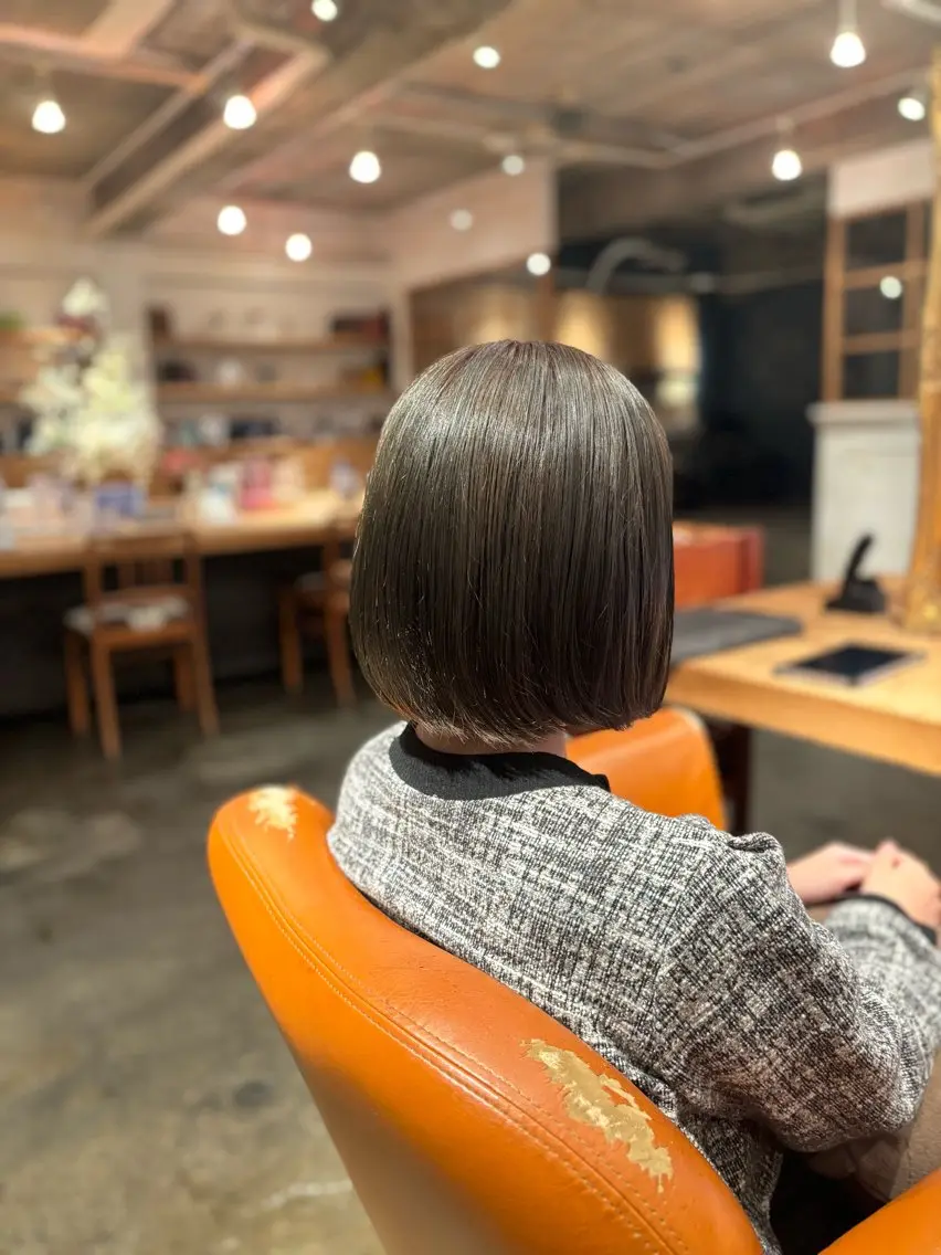 カラー オリーブカラー 髪質改善カラー ベージュ🤎YUMEのヘアスタイル