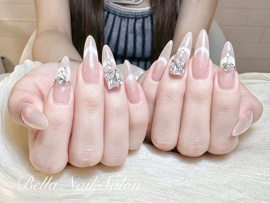ネイル ハンドネイル Bella Nail Salonパラジェルのネイルデザイン