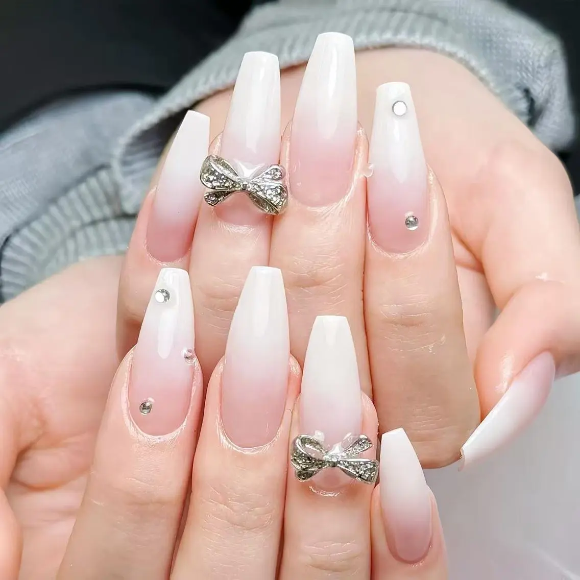 ネイル 🦋チップ長さだし 専門店🦋のネイルデザイン