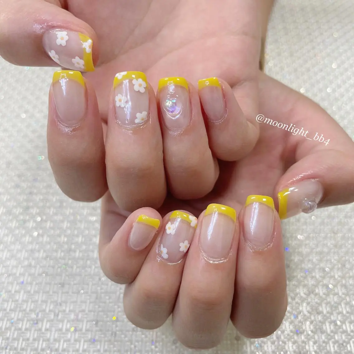 ネイル ハンドネイル MoonLight MIHOのネイルデザイン
