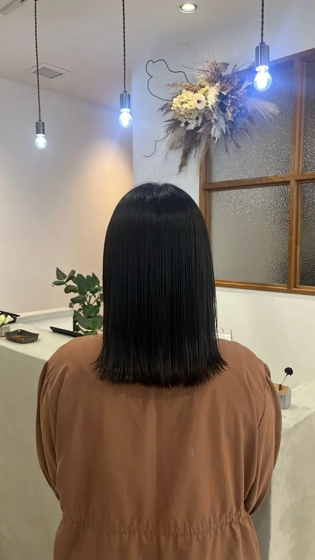 カラー misaki /aimer小山のヘアスタイル