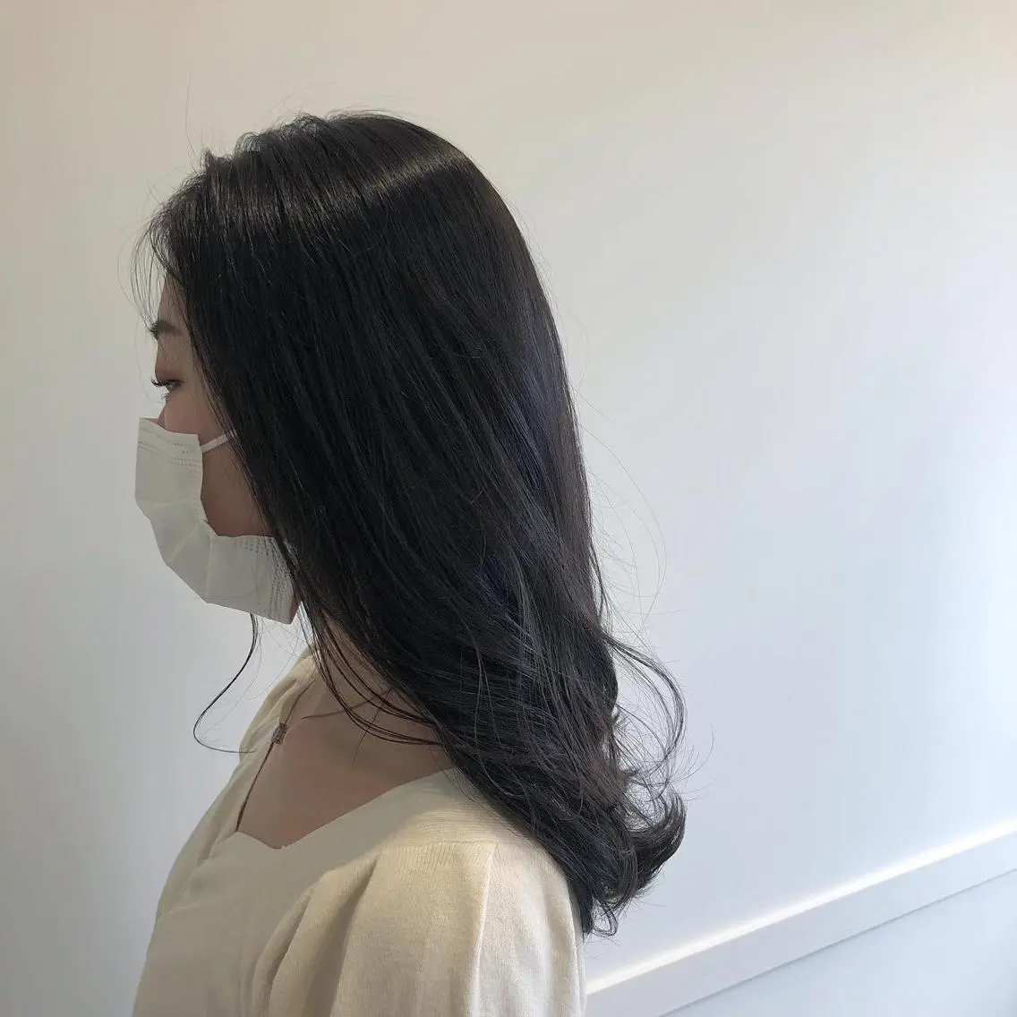 セミロング カラー ダークグレー ダークグレージュ グレージュ 🫧こおりやま なつみ🫧のヘアスタイル