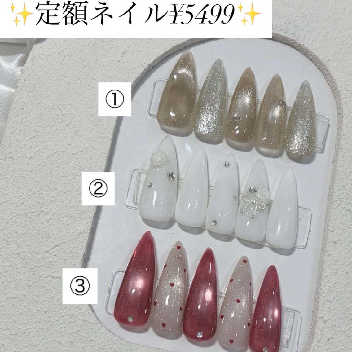 ネイル ハンドネイル フットネイル LAVISH sakiのネイルデザイン