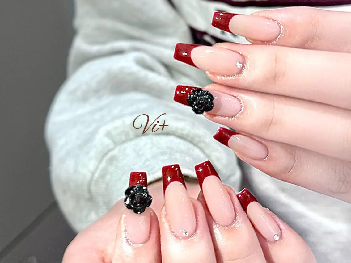 ネイル ハンドネイル ✨Nailsalon Vi+✨のネイルデザイン