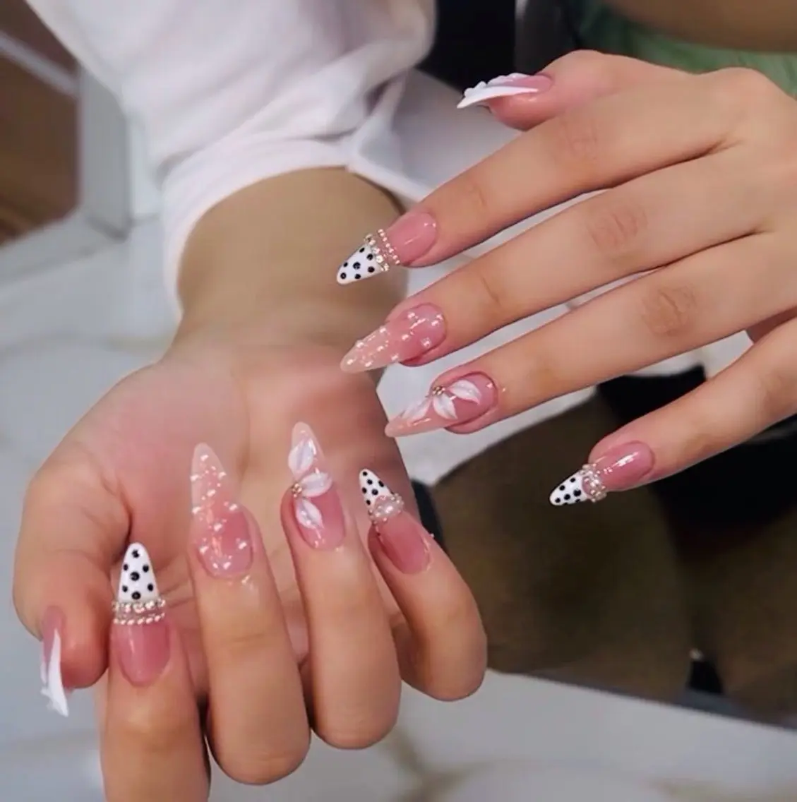 ネイル ハンドネイル Miyuki Beautyのネイルデザイン