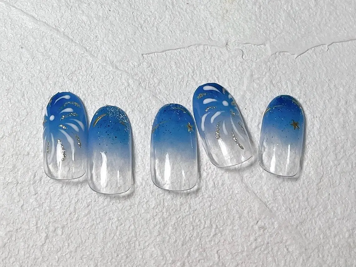 ネイル オーロラネイル フットネイル フレンチネイル ジェルネイル マグネットネイル kiki nail たまプラーザのネイルデザイン