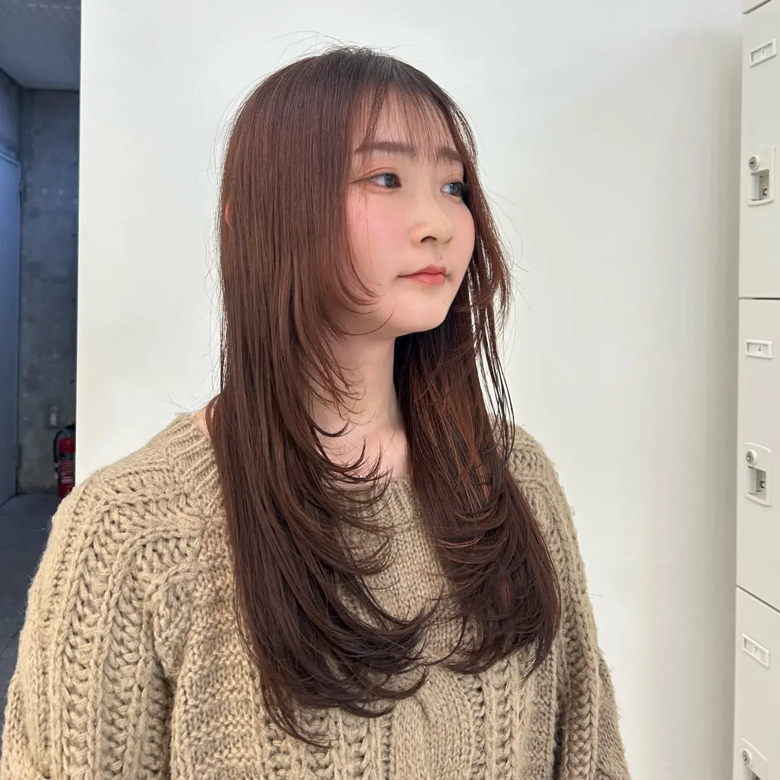 ロング カラー 顔まわりレイヤー 顔周りカット 韓国風ヘア レイヤーカット カット 🤍ワンホンヘア 🤍Rikuto🤍のヘアスタイル