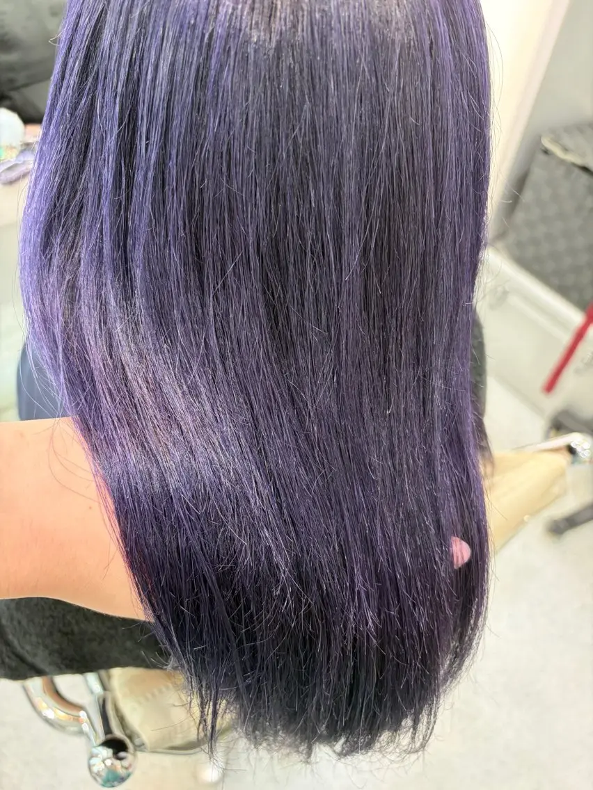 カラー ヘアカラー 佐々木 悠奈のヘアスタイル