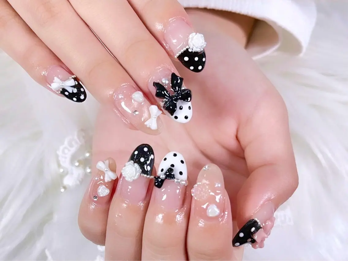 ネイル アートネイル Welina ♡♡のネイルデザイン