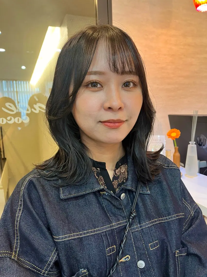 ミディアム カラー アッシュ ダークアッシュ カット ヘアカラー レイヤー/暖色/ 髪質改善/永礼芳果のヘアスタイル