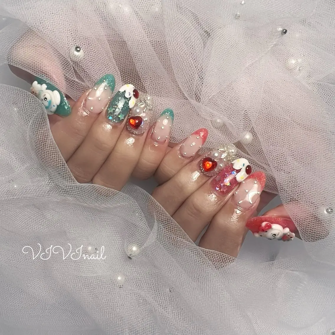 ネイル 持ち込み ハンドネイル vivi nailのネイルデザイン