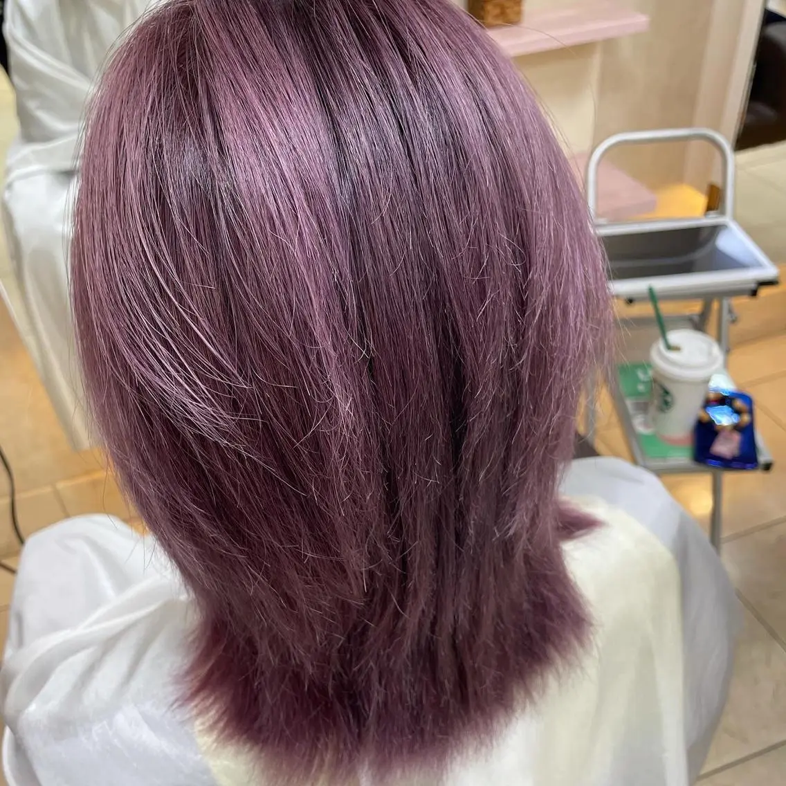 ミディアム 前田 菜奈子のヘアスタイル
