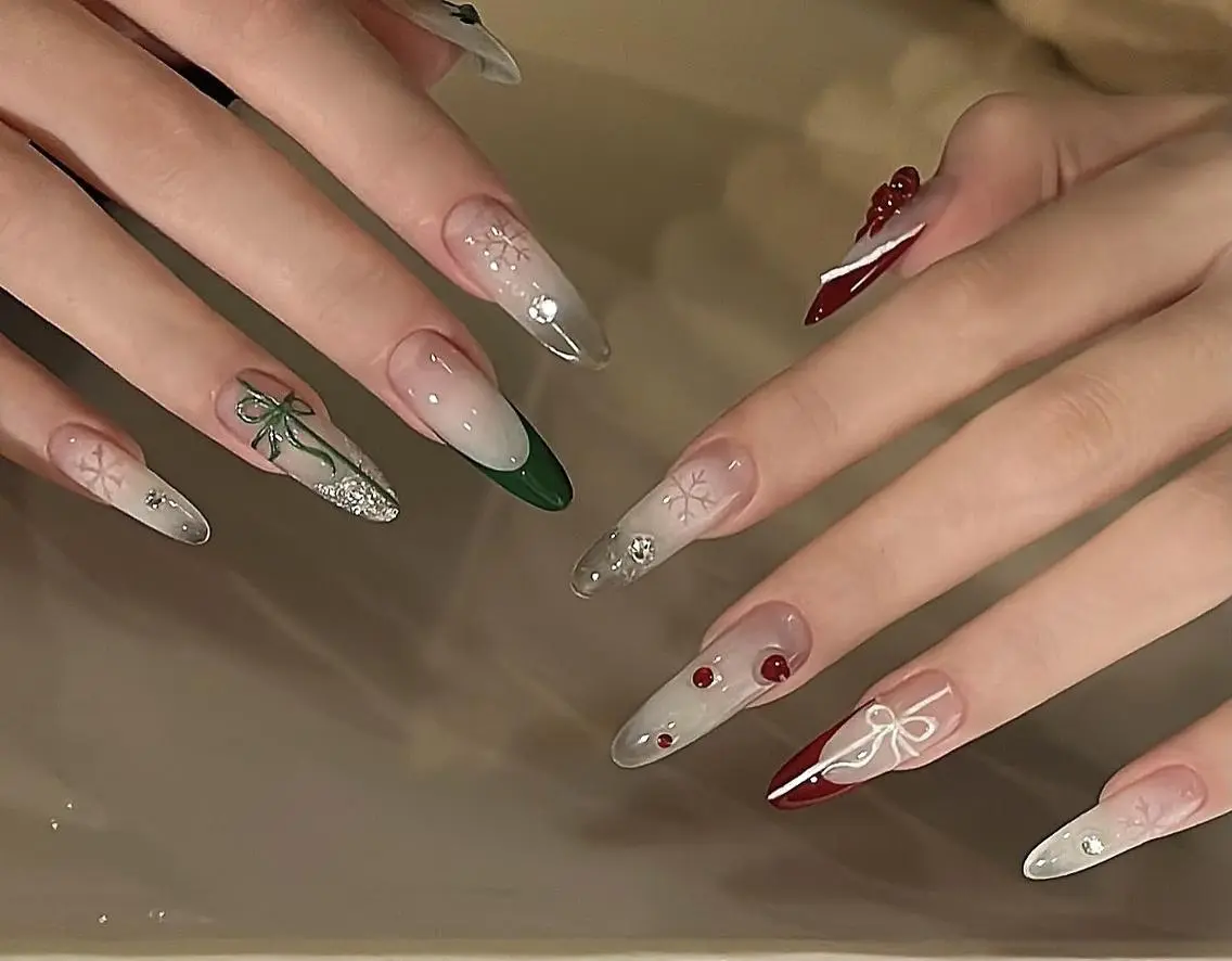 ネイル Minminネイル 💅スイスイのネイルデザイン