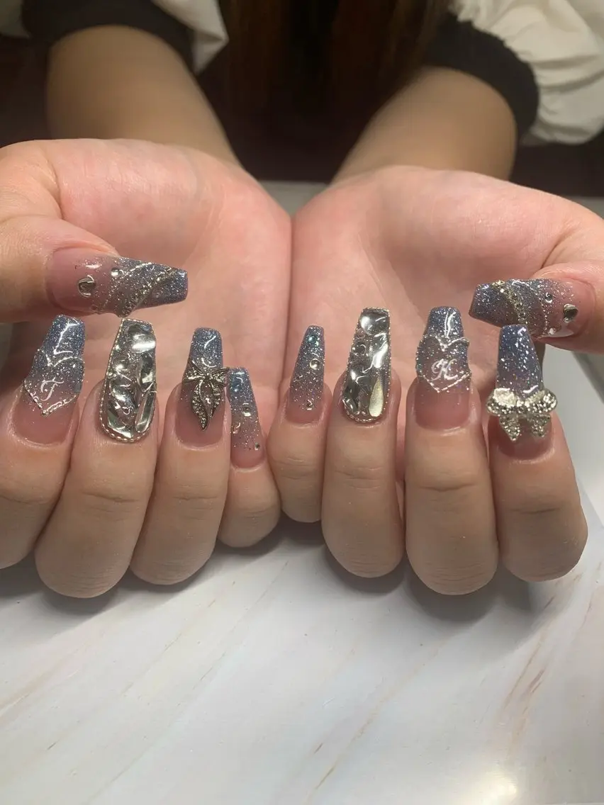 ネイル フレンチネイル ジェルネイル 韓国ネイル マグネットネイル マグネットフレンチ akina nailsのネイルデザイン