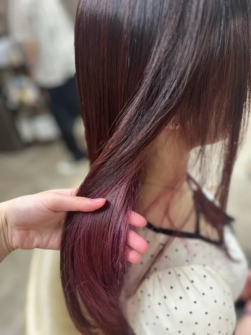 ロング カラー ケアカラー インナーカラー ピンクカラー ローズカラー ヘアカラー 上品透明感カラー🪞 akihaのヘアスタイル