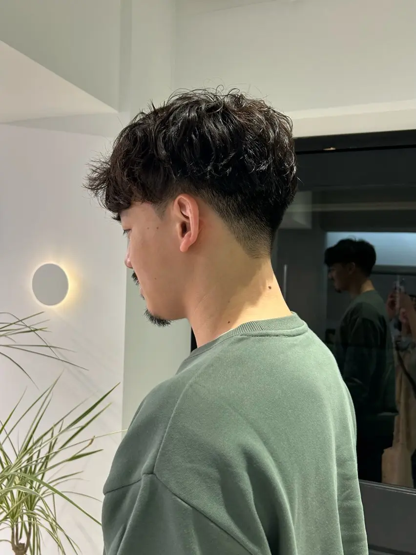 パーマ メンズ lomalia moekaのヘアスタイル