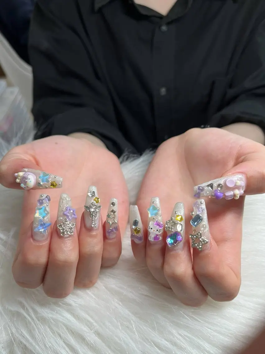 ネイル フレンチネイル ジェルネイル ガラスフレンチ ハロウィン ハート ハンドネイル H.baby Nail Salonのネイルデザイン