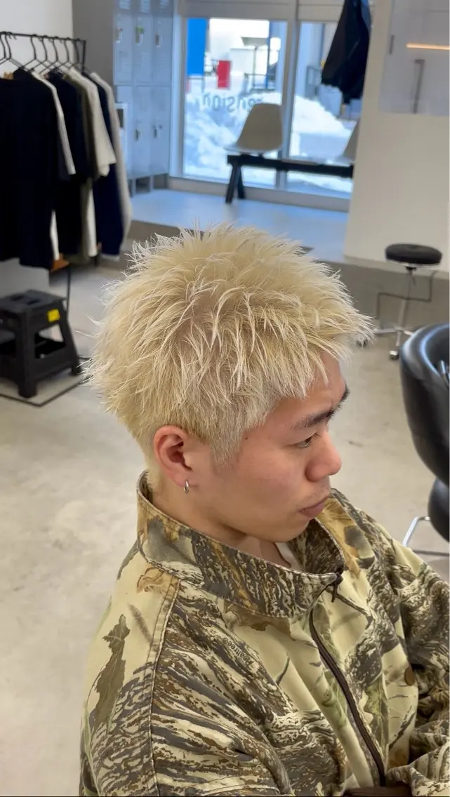 🌈U20歳メンズ限定🌈カット&ブリーチカラー&毛髪補修トリートメントの写真