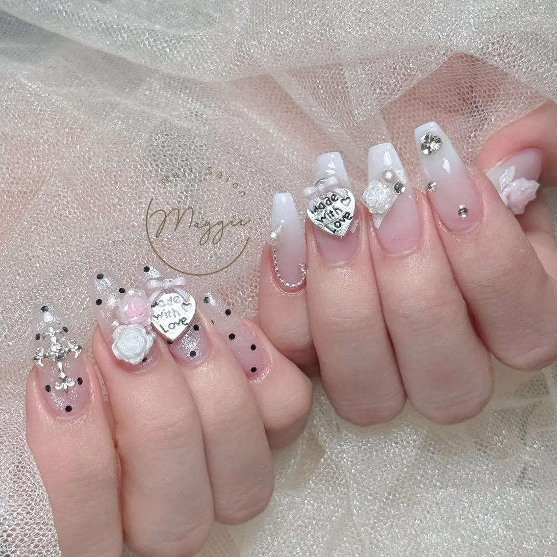 ネイル マギー ネイル🦋のネイルデザイン