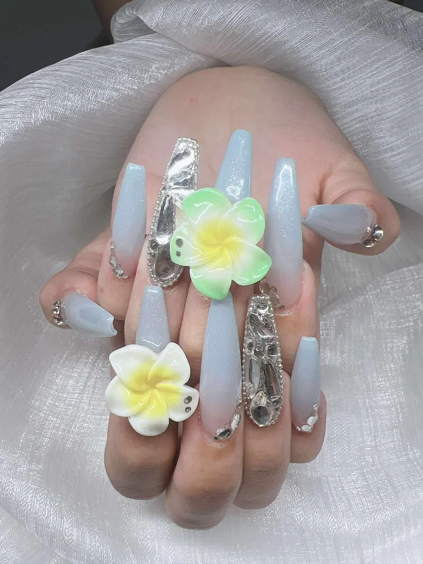 ネイル 長さ出し グラデーション 卒業式 キラキラネイル マグネットネイル ハンドネイル Lee Nailsのネイルデザイン