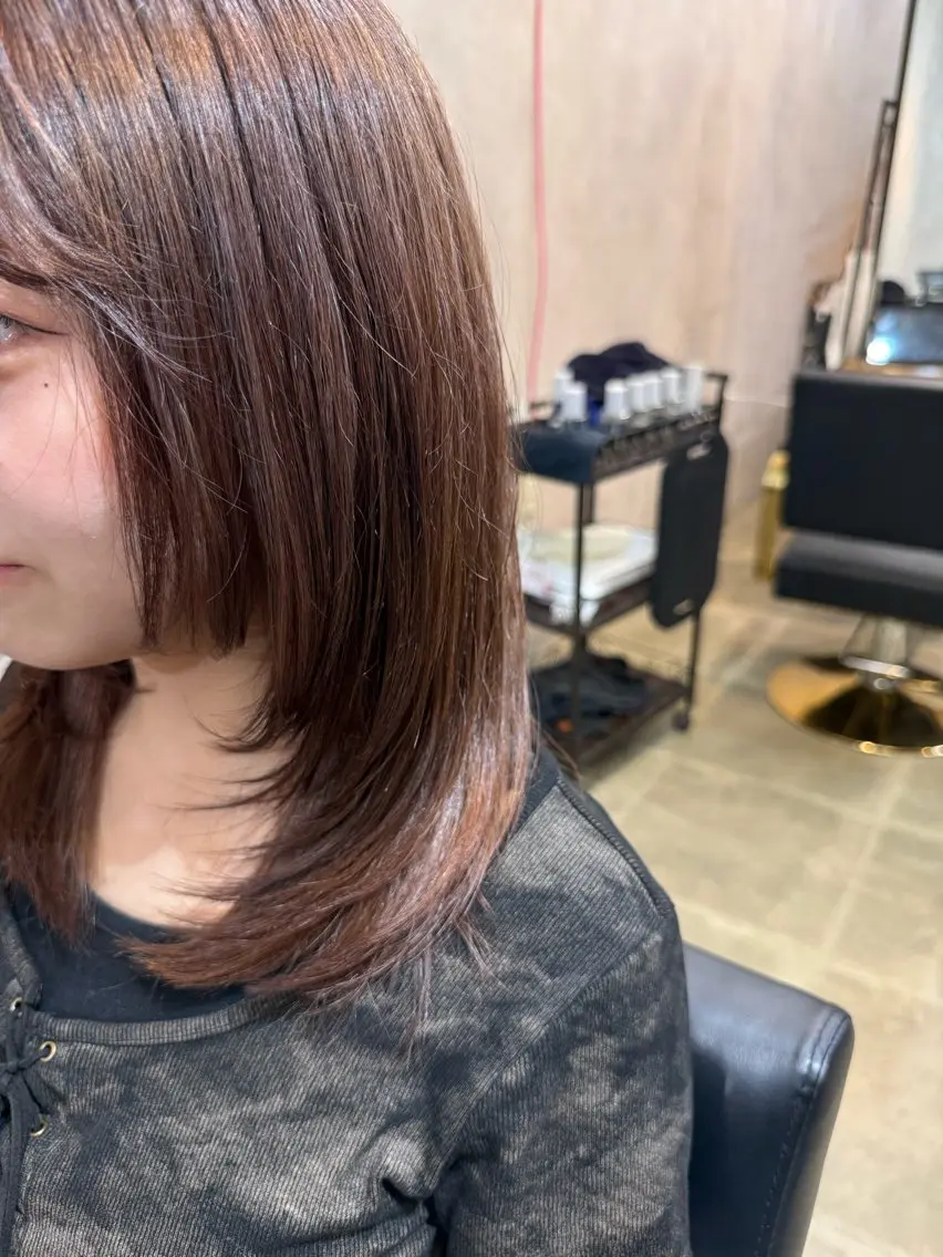ミディアム カラー ベージュカラー ブリーチ ミルクティーベージュ レイヤーカット カット ヘアカラー maco /カラー・縮毛矯正のヘアスタイル