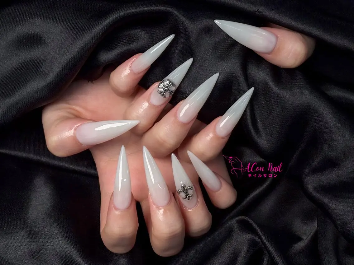 ネイル 桜ネイル 長さ出し フラワーネイル フレンチネイル ジェルネイル ハンドネイル ACon NailSalonのネイルデザイン