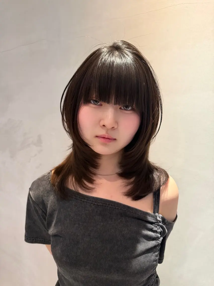 ミディアム ハッシュカット オリーブカラー🫒/ ハッシュカット/みゆのヘアスタイル