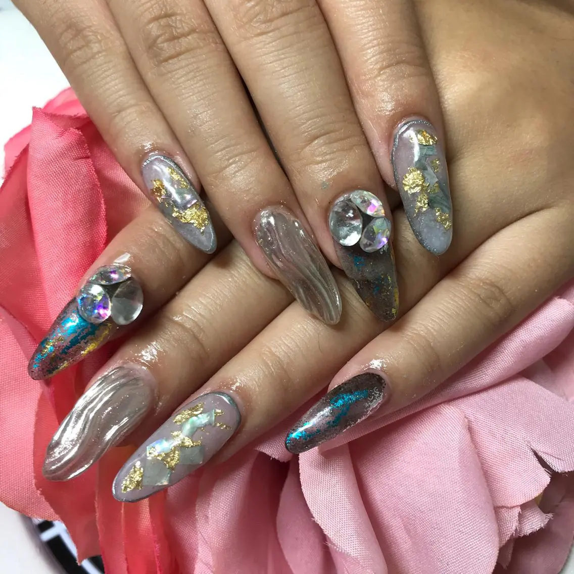 ロング ネイル アートネイル ストーンネイル 《LB》ラブリエ Nail&eyeのマツエク・マツパデザイン