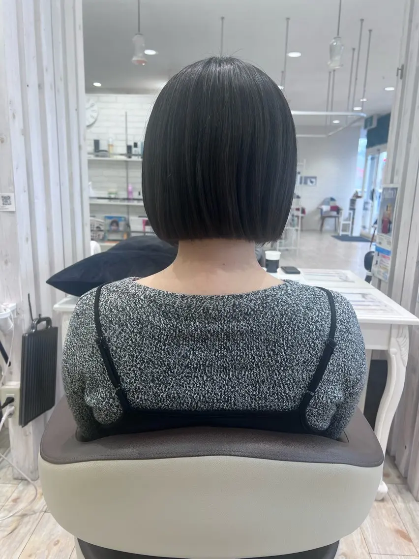 カット、縮毛矯正の写真