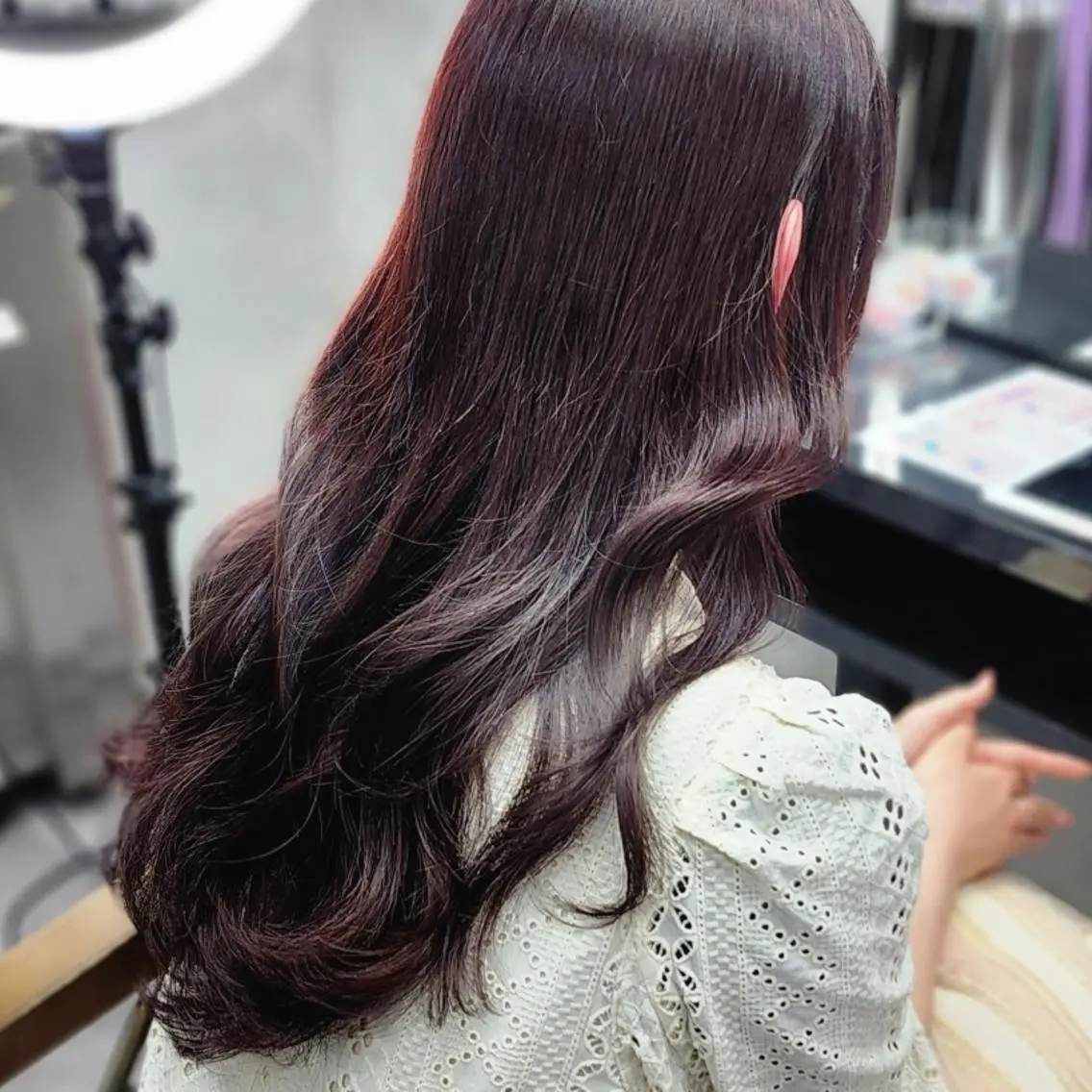 ロング カラー アディクシーカラー バレイヤージュ 黒髪 ブリーチ ケアブリーチ 新栄 夏のヘアスタイル