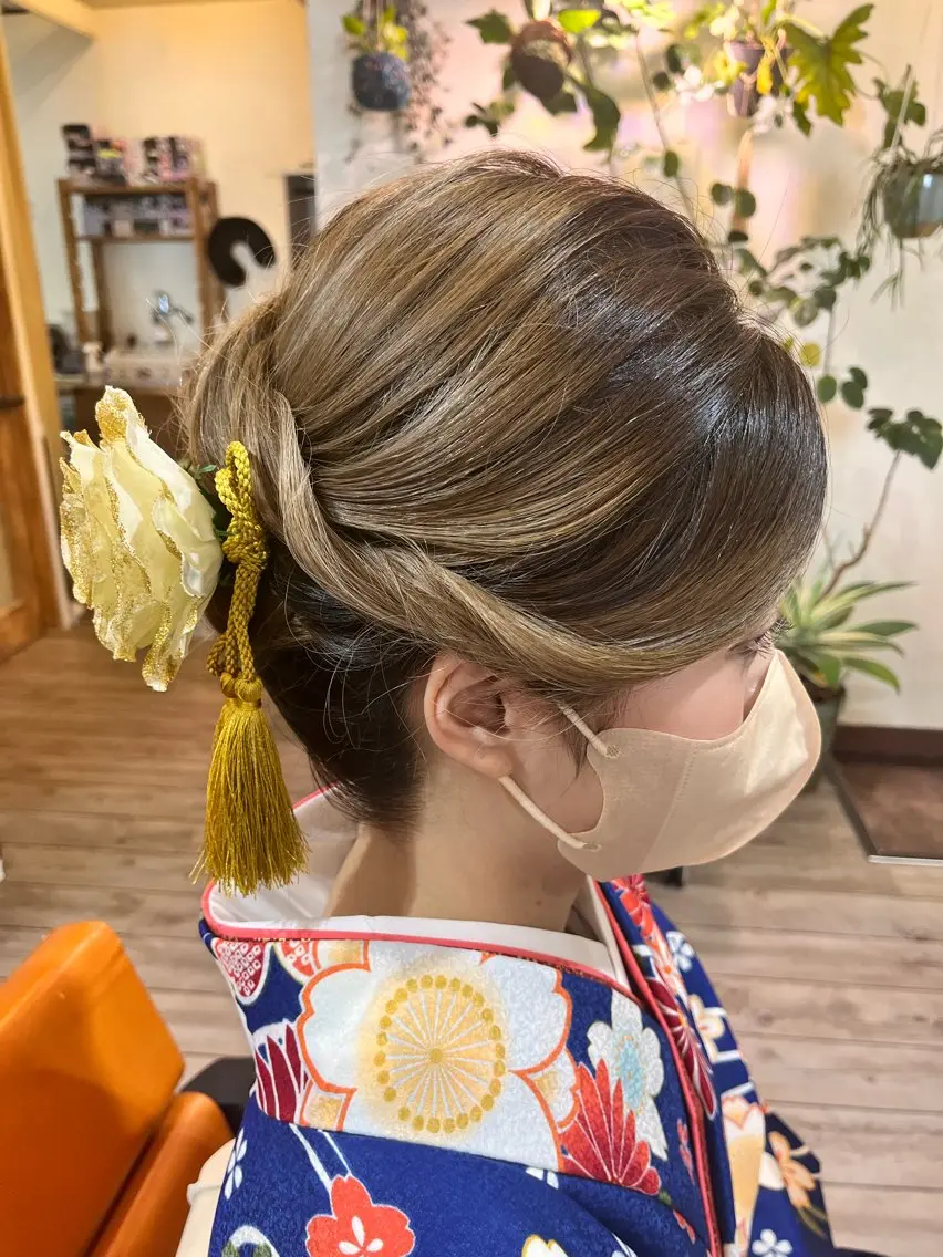 セミロング ヘアアレンジ ツインテール 結婚式・ブライダル 卒業式のヘアスタイル 大澤 あんなのヘアスタイル