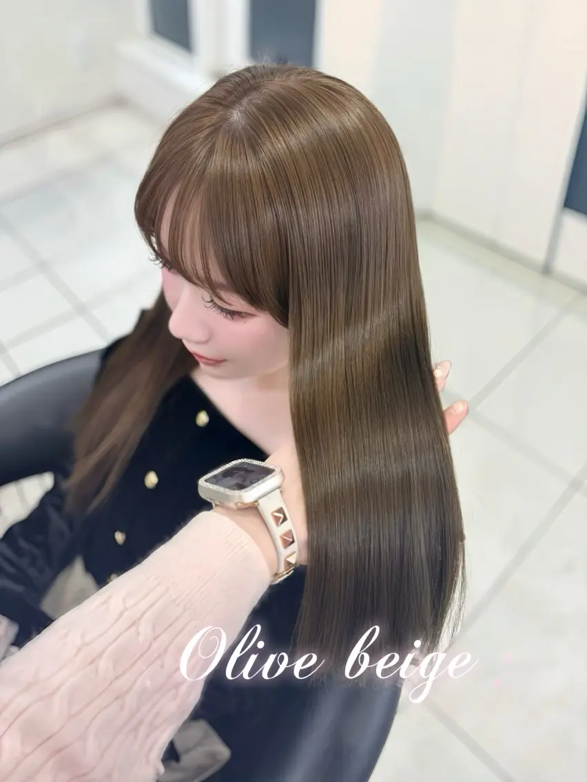 ロング カラー ベージュカラー ブリーチ 透明感カラー ブリーチなしカラー オリーブベージュ ヘアカラー 透明感カラー ♡𝐒𝐚𝐤𝐢♡のヘアスタイル