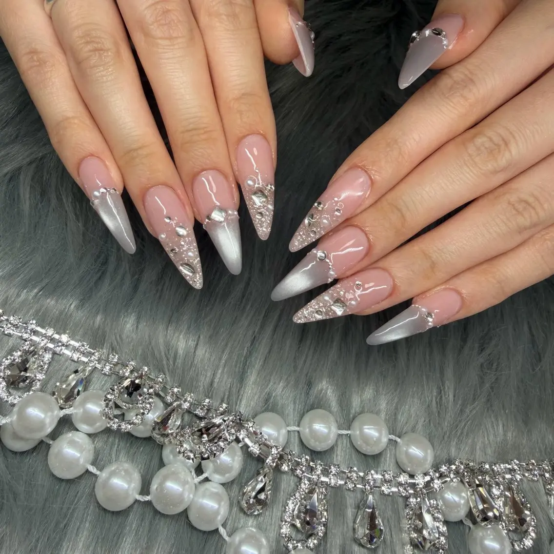 ネイル フレンチネイル ジェルネイル 韓国ネイル ロングネイル マグネットネイル ハンドネイル Nail Salon Growのネイルデザイン