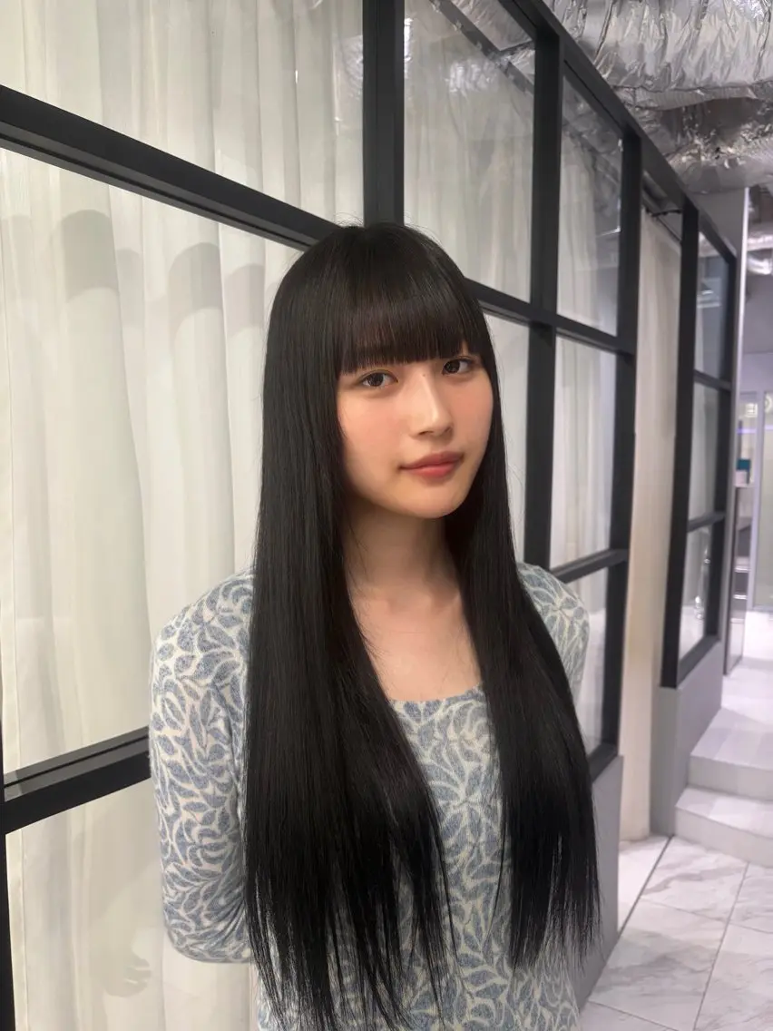ロング 縮毛矯正 ハイトーン✖️ 縮毛矯正シュンペイのヘアスタイル