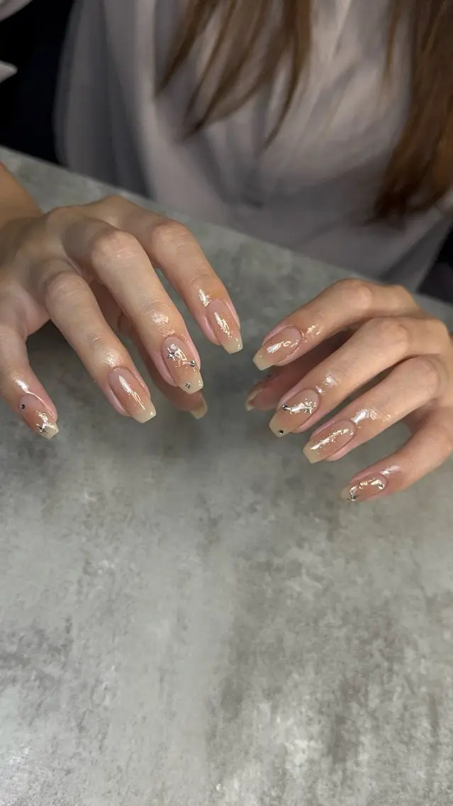 ネイル チークネイル ハンドネイル nail sideraのネイルデザイン
