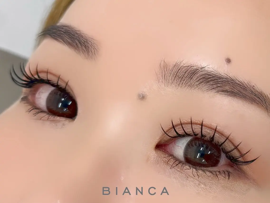 マツエク・マツパ マツエク Bianca 浦和西口 渡邉🌼のマツエク・マツパデザイン